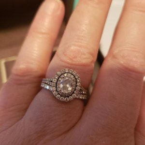 Neil Lane Oval Diamond Wedding Set 1.38 ctw 14k wg